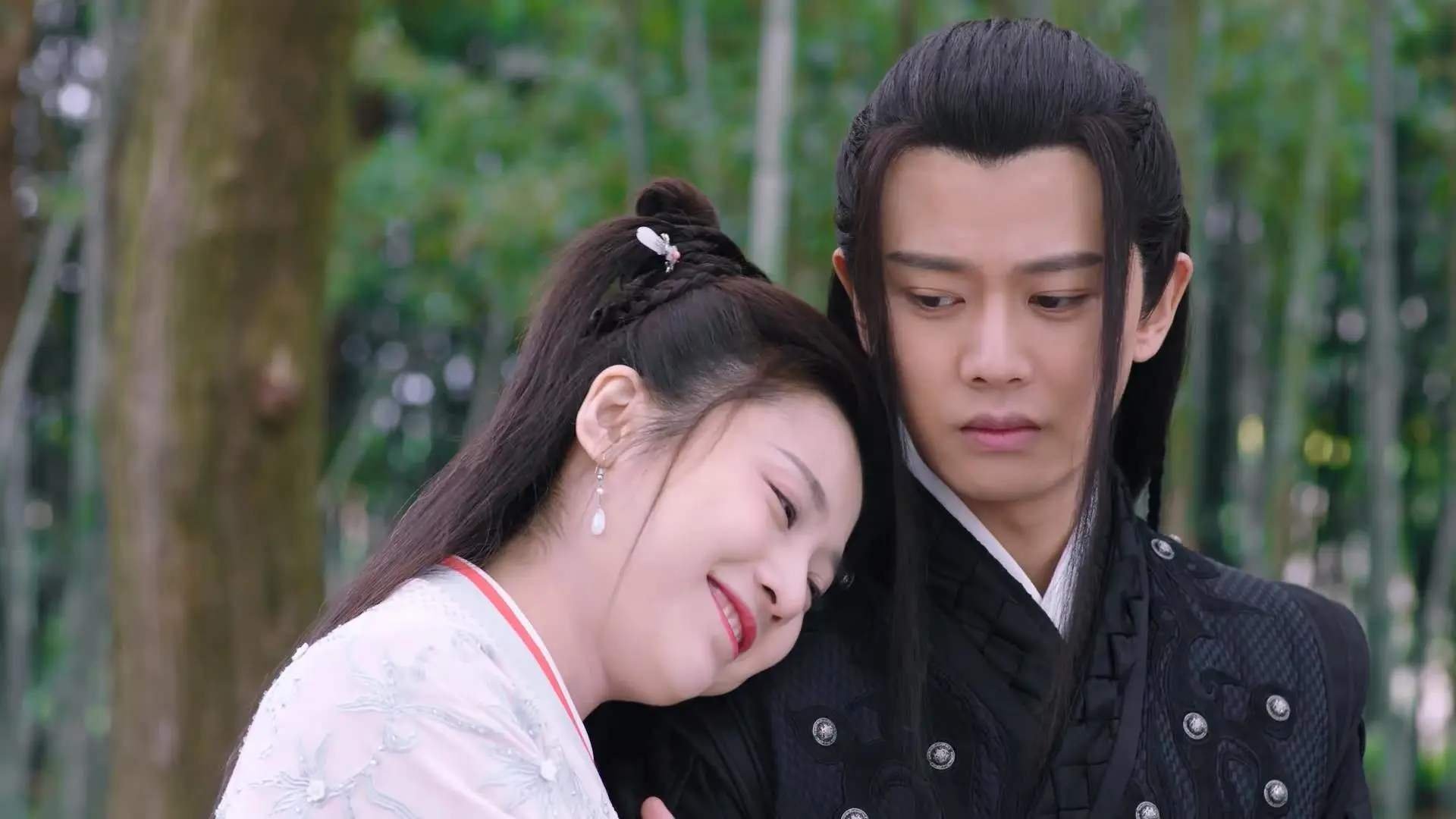 爱游戏体育APP下载-“非凡战术：中锋位置的创新打法揭秘”，中锋实战视频