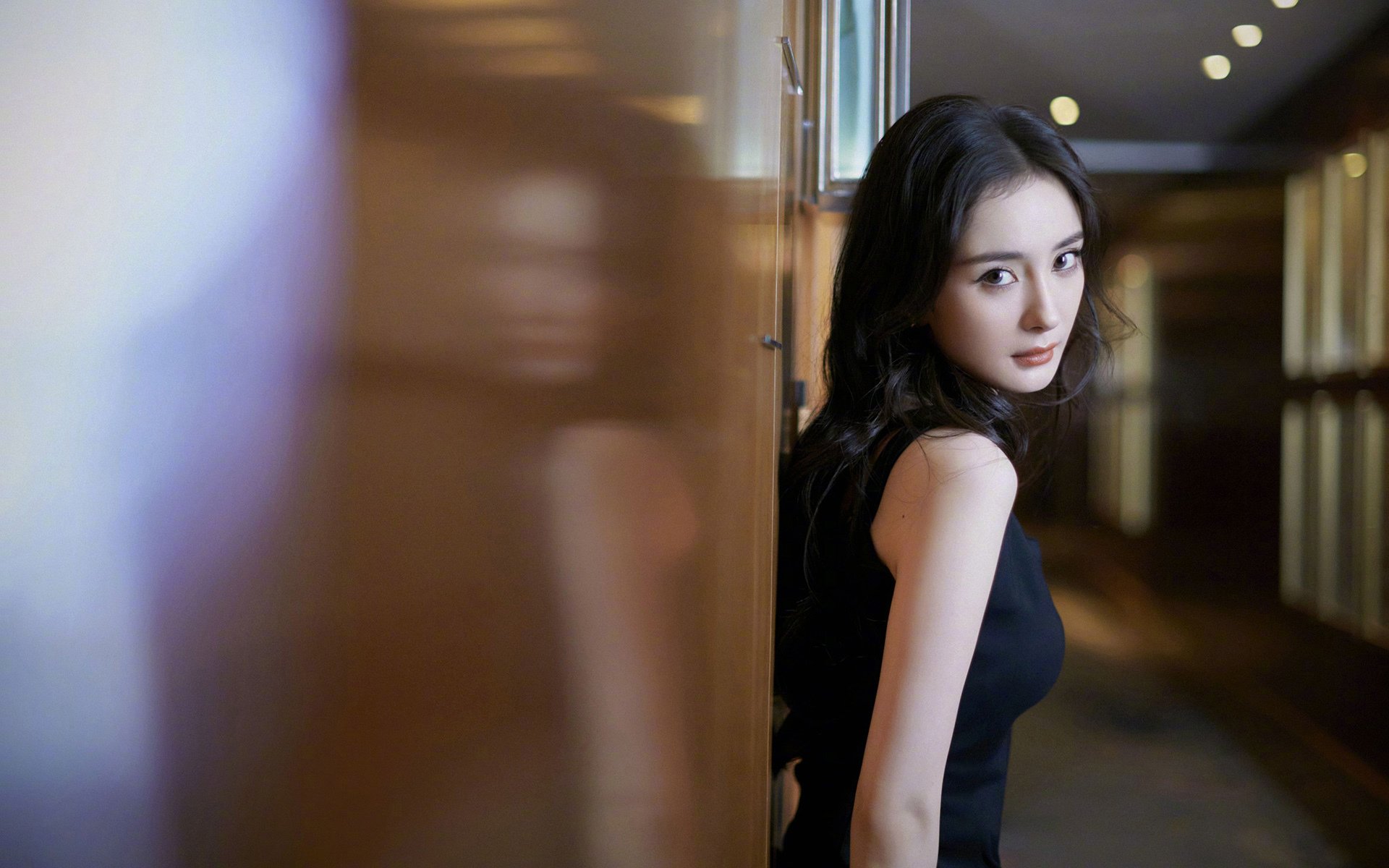 爱游戏官方-国际冲浪电影节，展现海上运动的动感魅力，冲浪题材电影