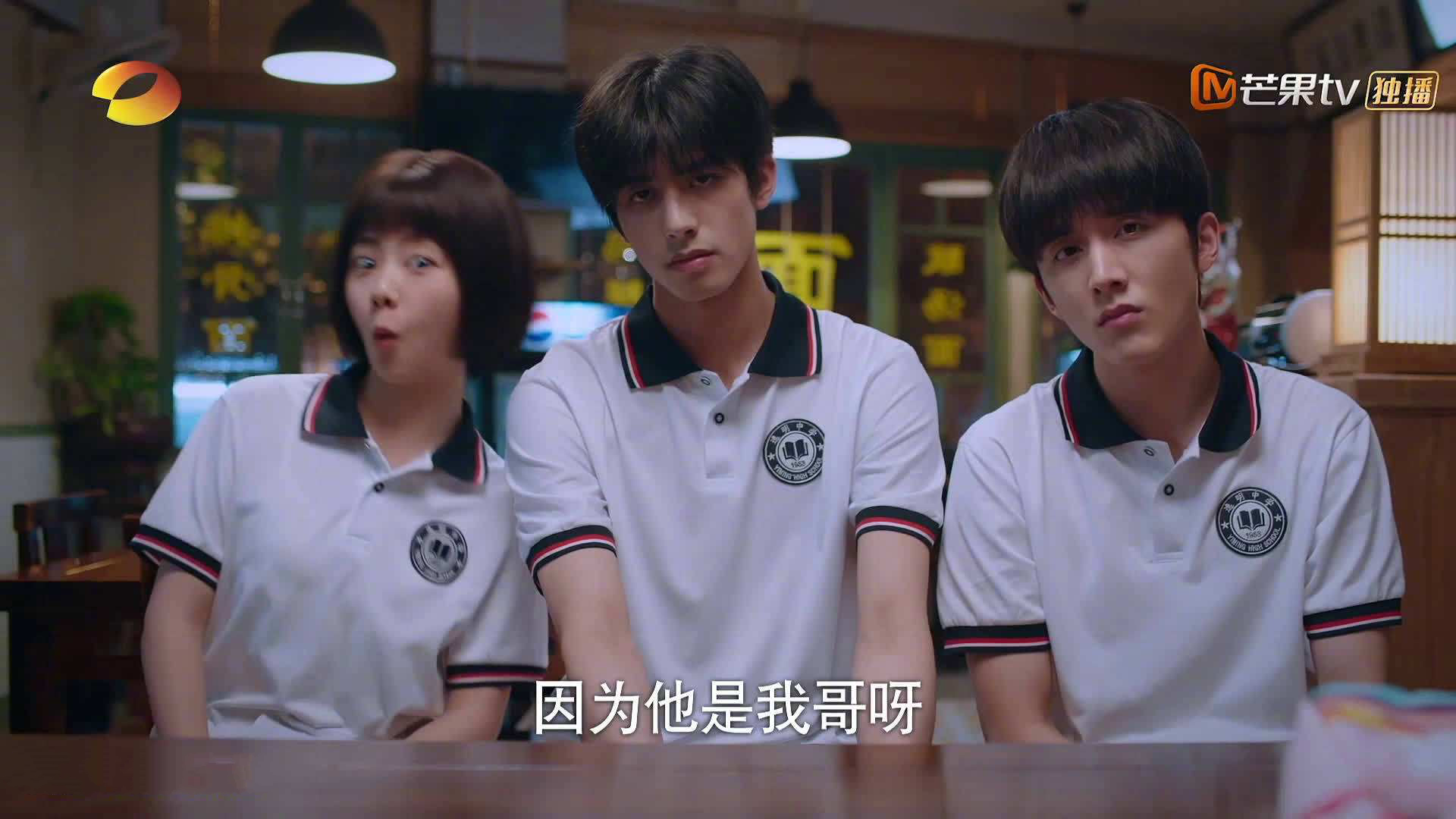 爱游戏app下载-勇士大胜雷霆,季后赛首轮中库里三分雨不断,勇士vs雷霆 库里最经典的比赛