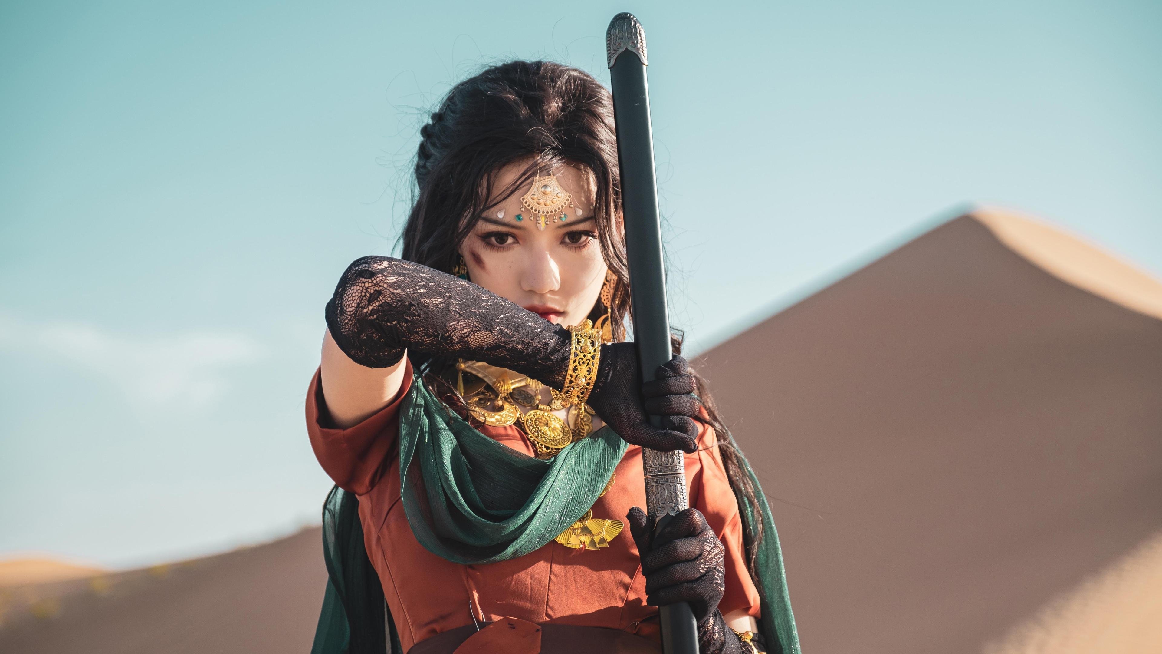 爱游戏在线登录入口-中超俱乐部商业运作数据整理，中超俱乐部的收入构成,绝大多数收入来自商业赞助,比