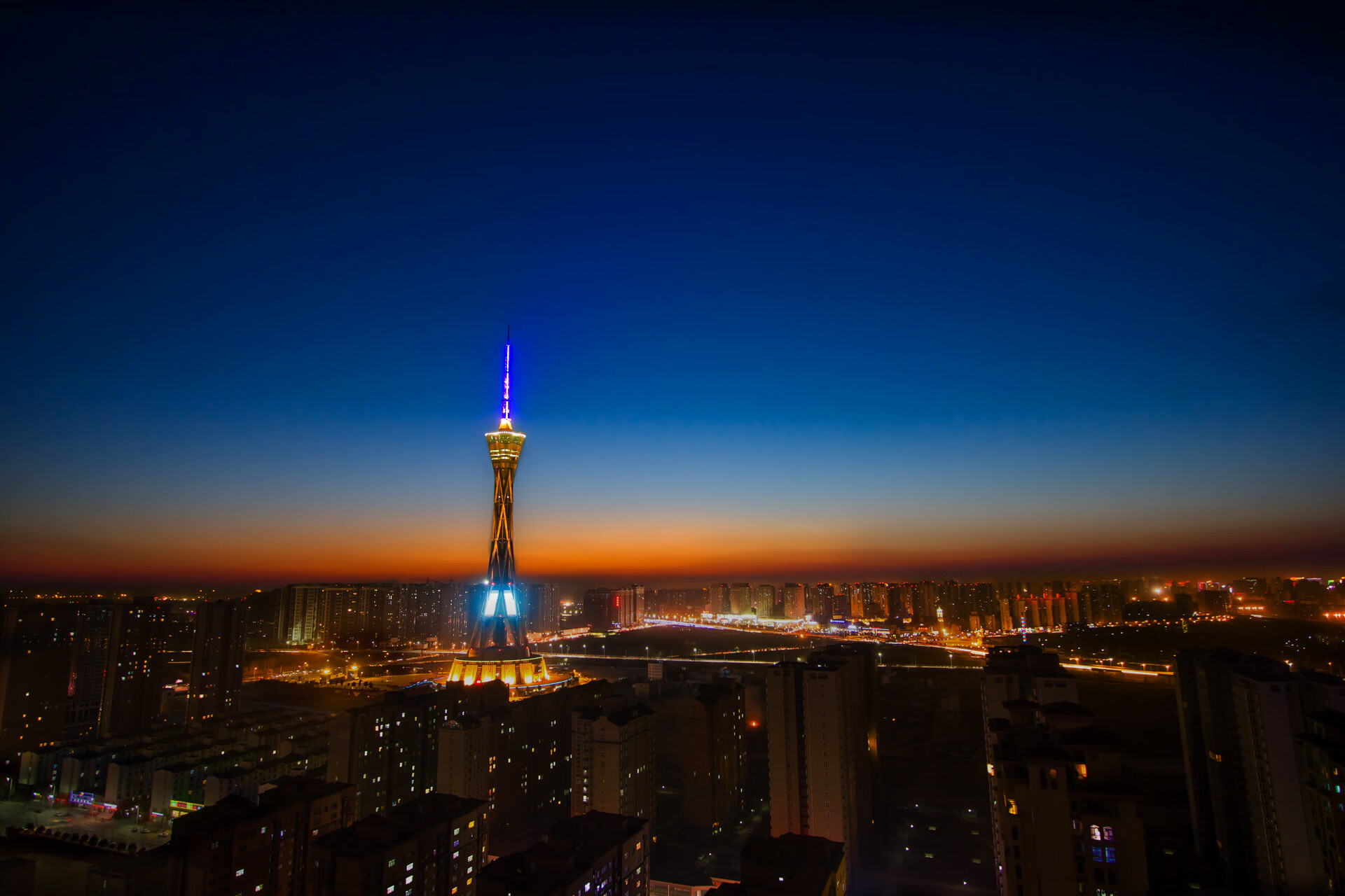 爱游戏娱乐网址-中乙联赛执行外援注册限制鼓励本土球员成长,中乙参赛球队