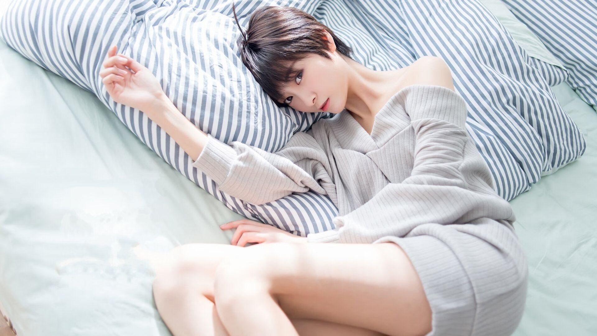 爱游戏下载-CBA赛场精彩瞬间频出 球迷互动热烈，cba篮球现场