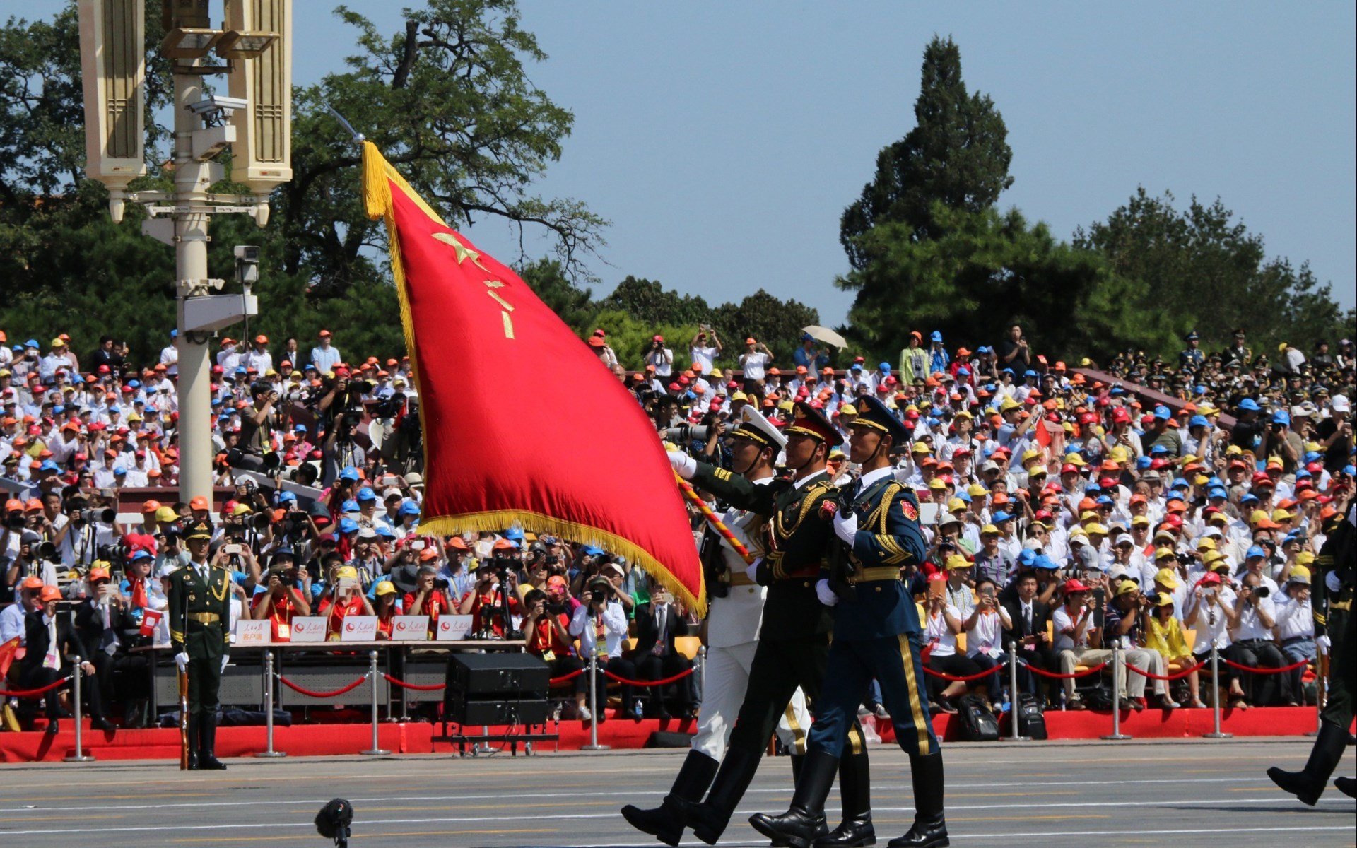 爱游戏-中超裁判团队接受国际足联专业培训，中超足球裁判